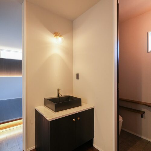 トイレ前水洗