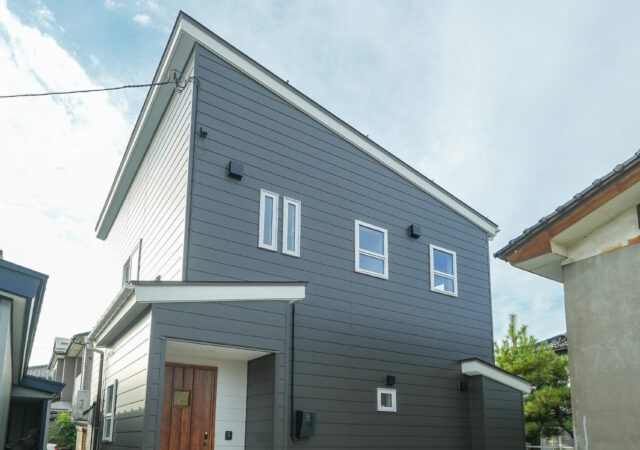 ピースフルなコンパクトハウス　ナチュラル×ピースフル　ハウス