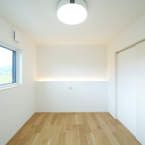 間接照明がおしゃれな寝室