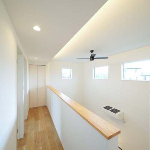 ルーフファンで一階から二階まで快適に過ごせる